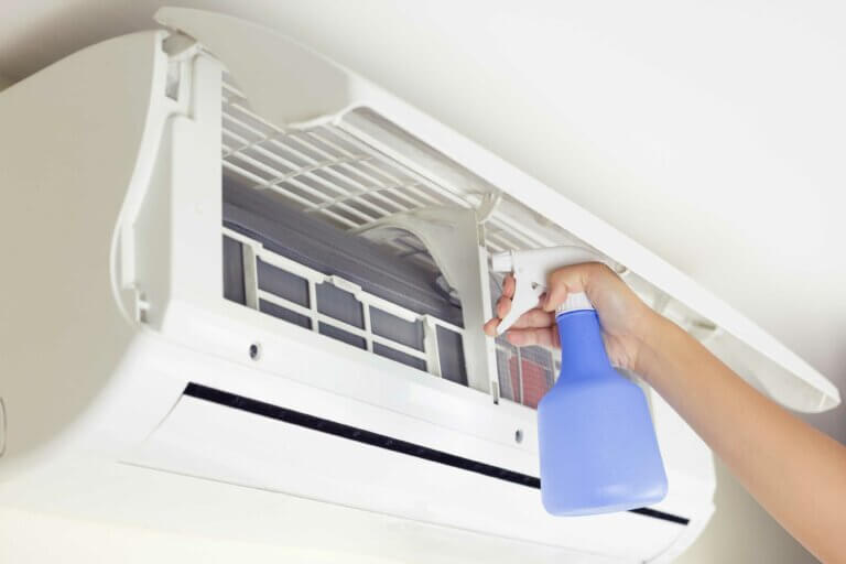 Klimaanlagenreiniger