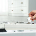 Überspannungsschutz-Zwischenstecker